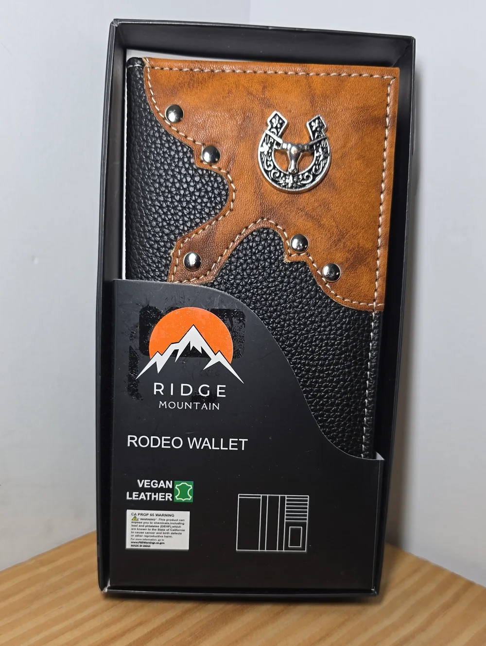 Rodeo Wallet Ridge Mountain Vegan Leather Black & Brown Silver NWT